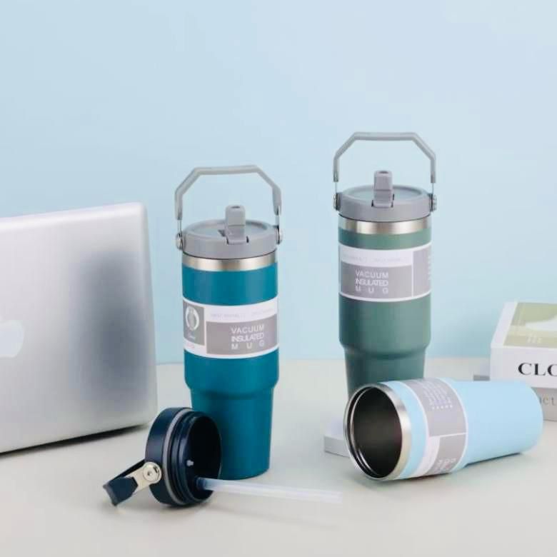 Stainless Steel Sipper Bottle With Handle image 3